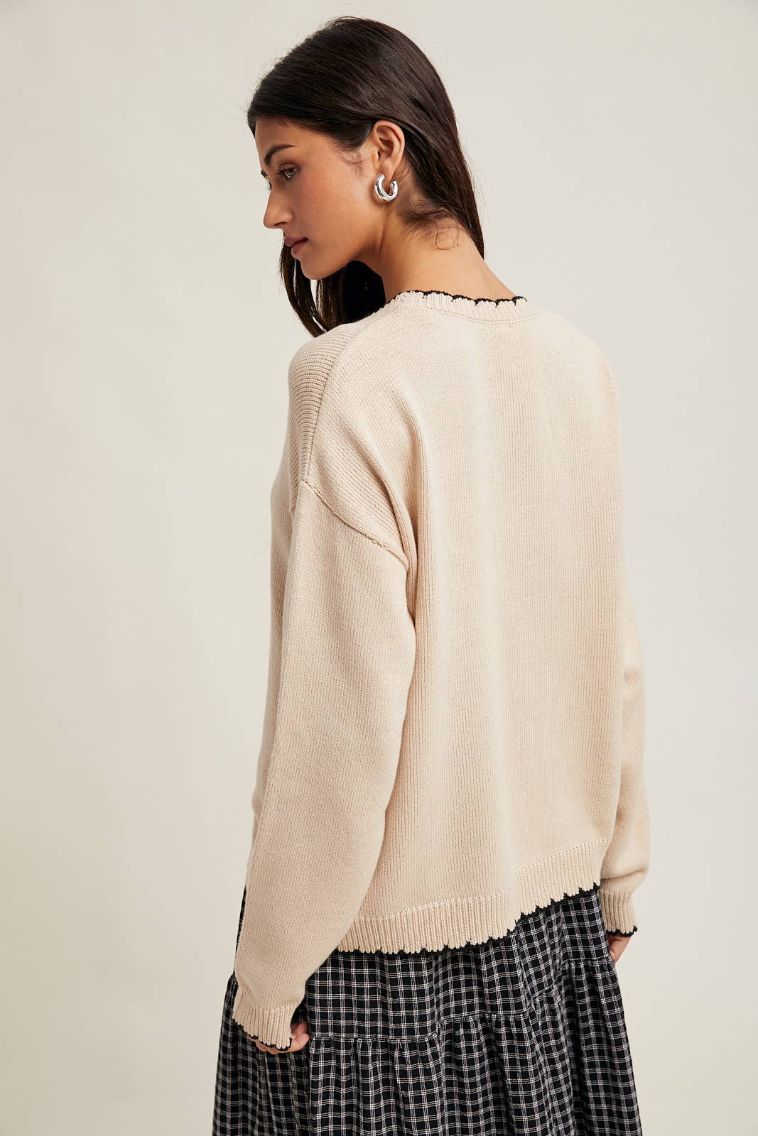 Contrast Scalloped Sweater