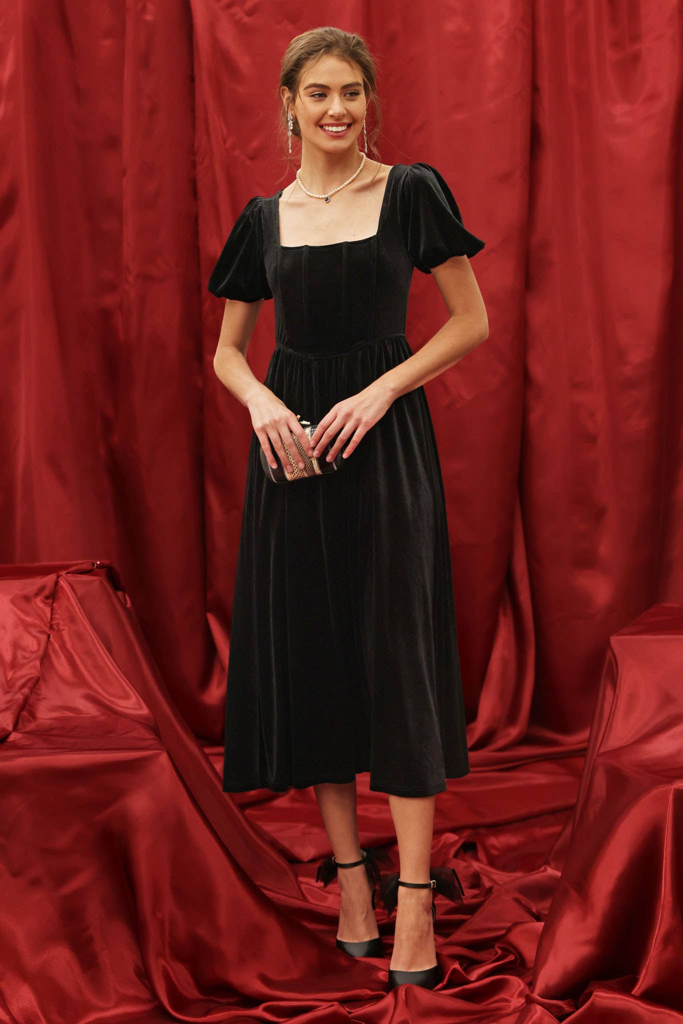 VELVET PUFF SLEEVE DRESS The Creamery VELVET PUFF SLEEVE DRESS The Creamery