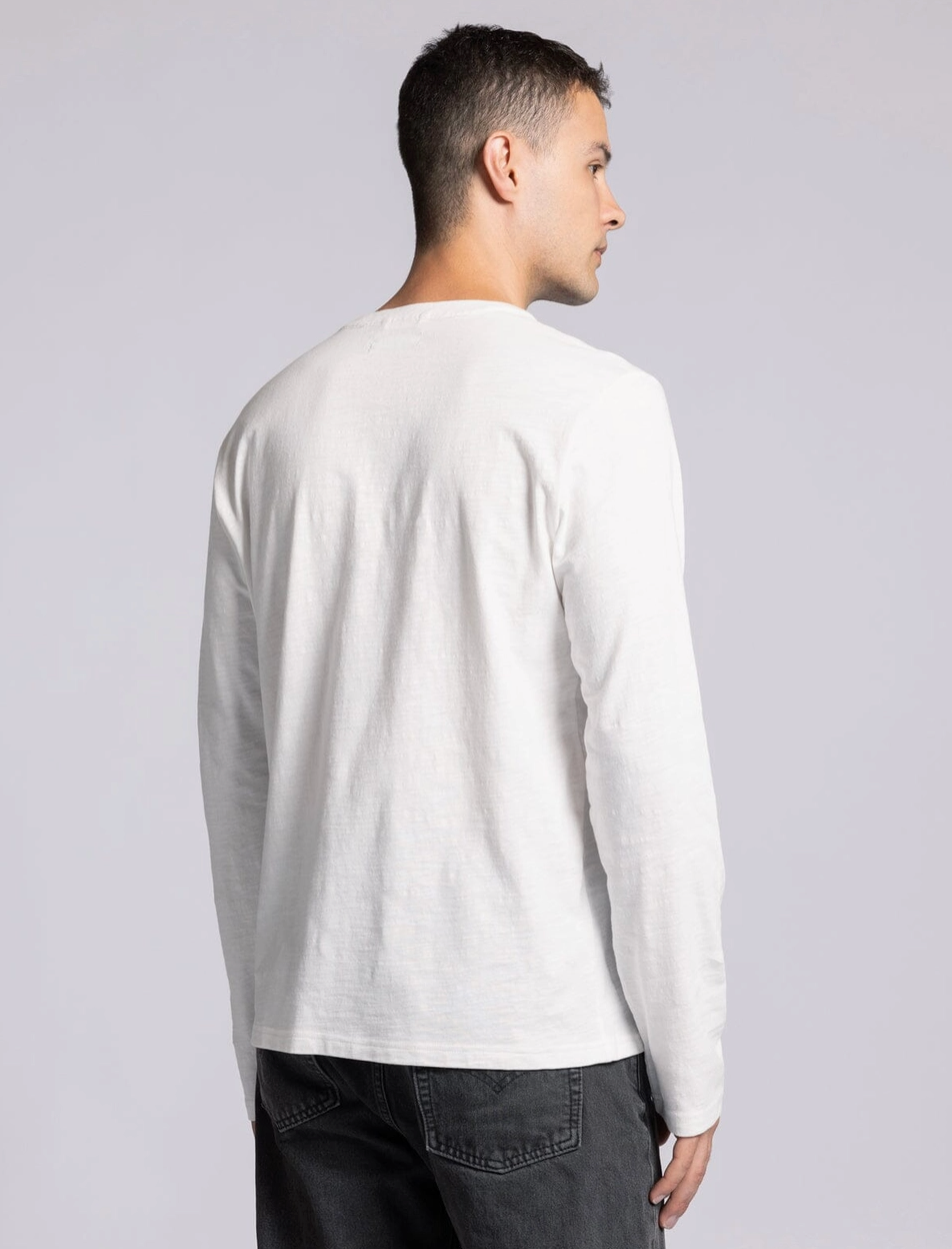 Earle Top