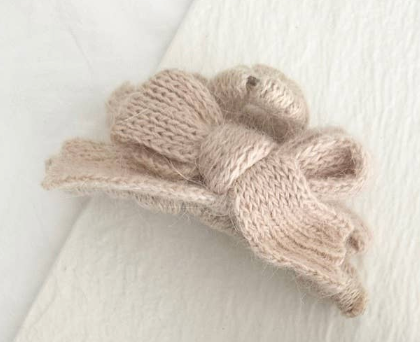 Knitted Bow Ponytail Hair Claw