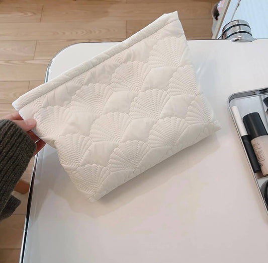 Bow Pattern Accessory Pouch