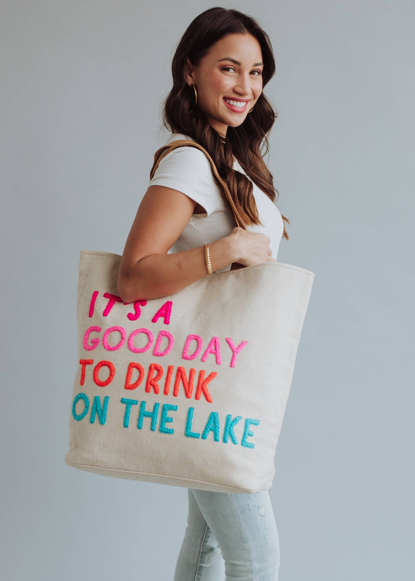 Cream Drink On The Lake Tote