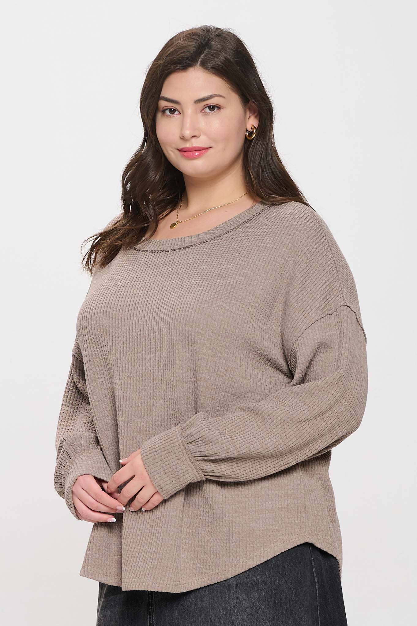 LONG SLEEVE SWEATER TOP