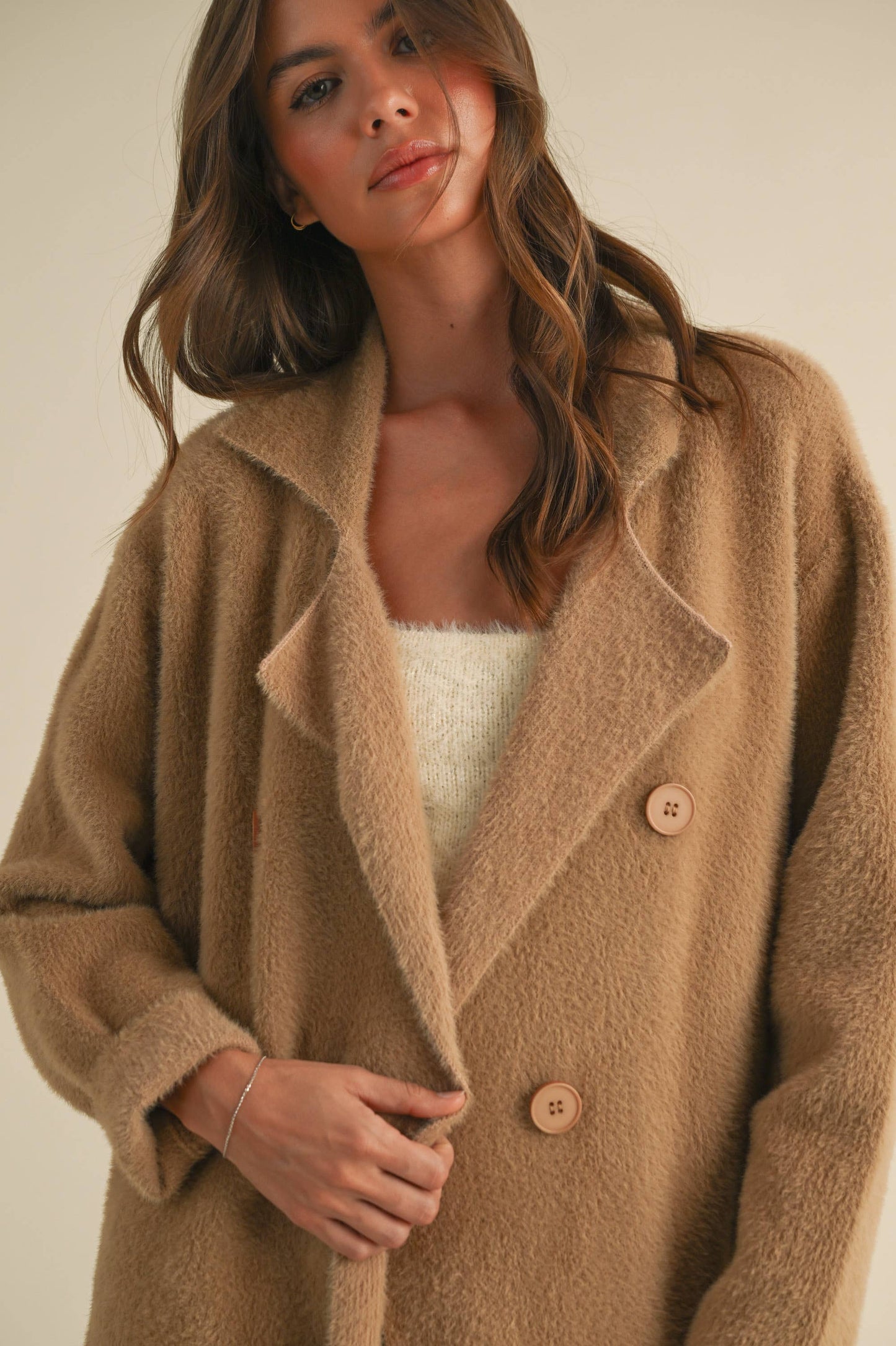 IJ1532 FUZZY SOFT POCKETED COAT JACKET