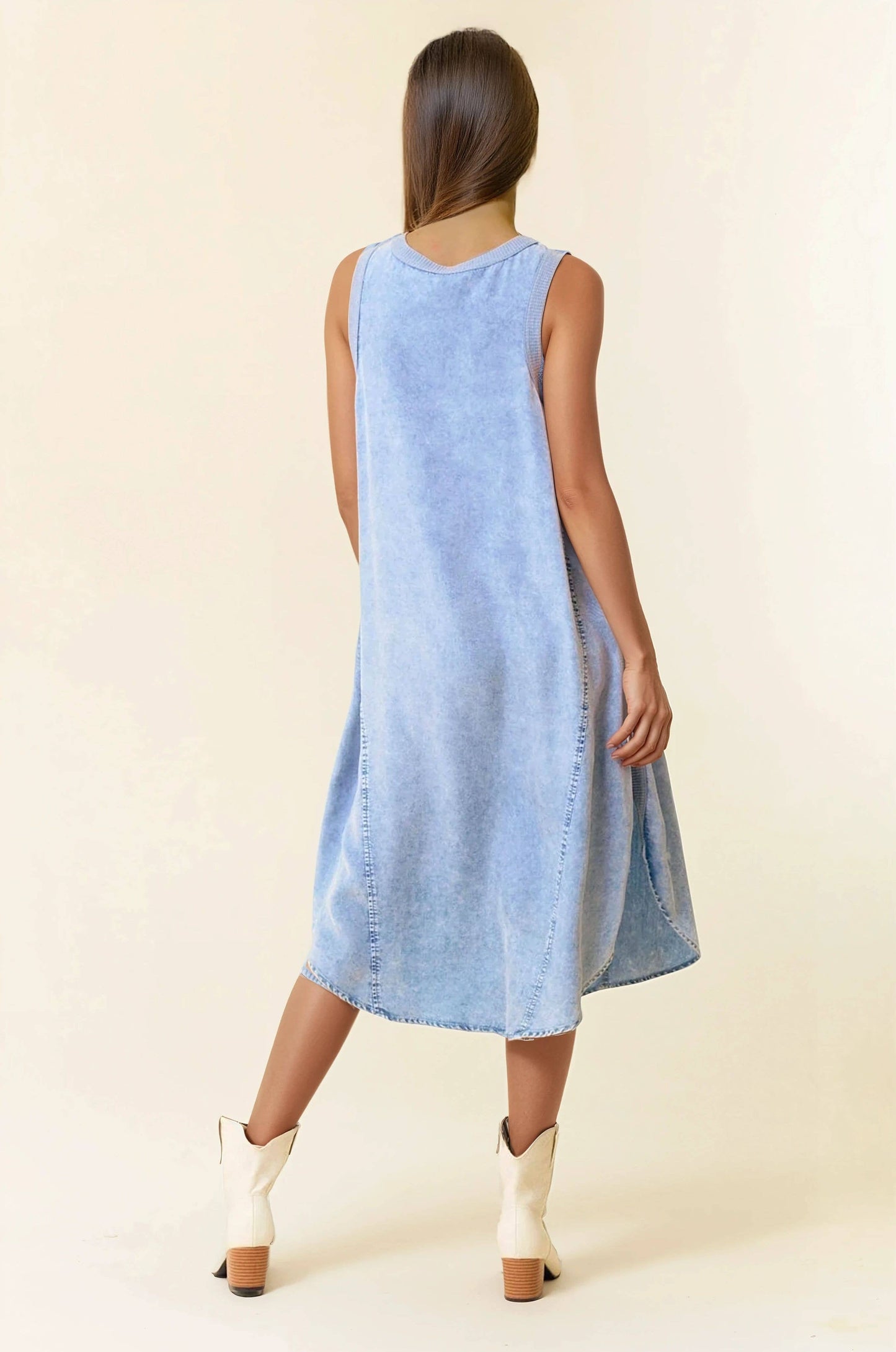 Round Neck Sleeveless Midi Dress w/ Round Hem