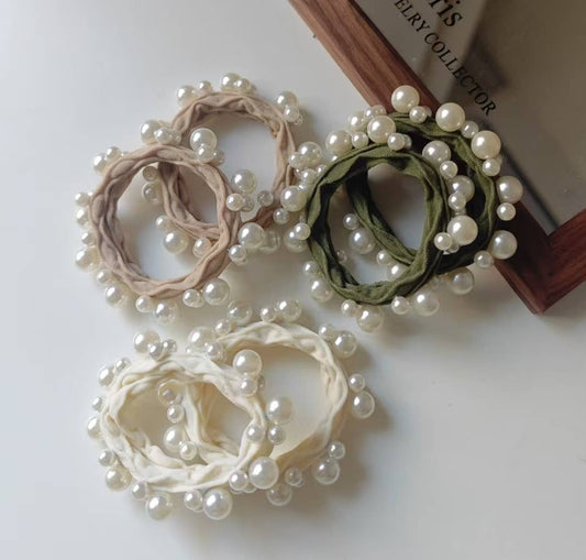 Spring Textured Seamless Pearl Hair Tie