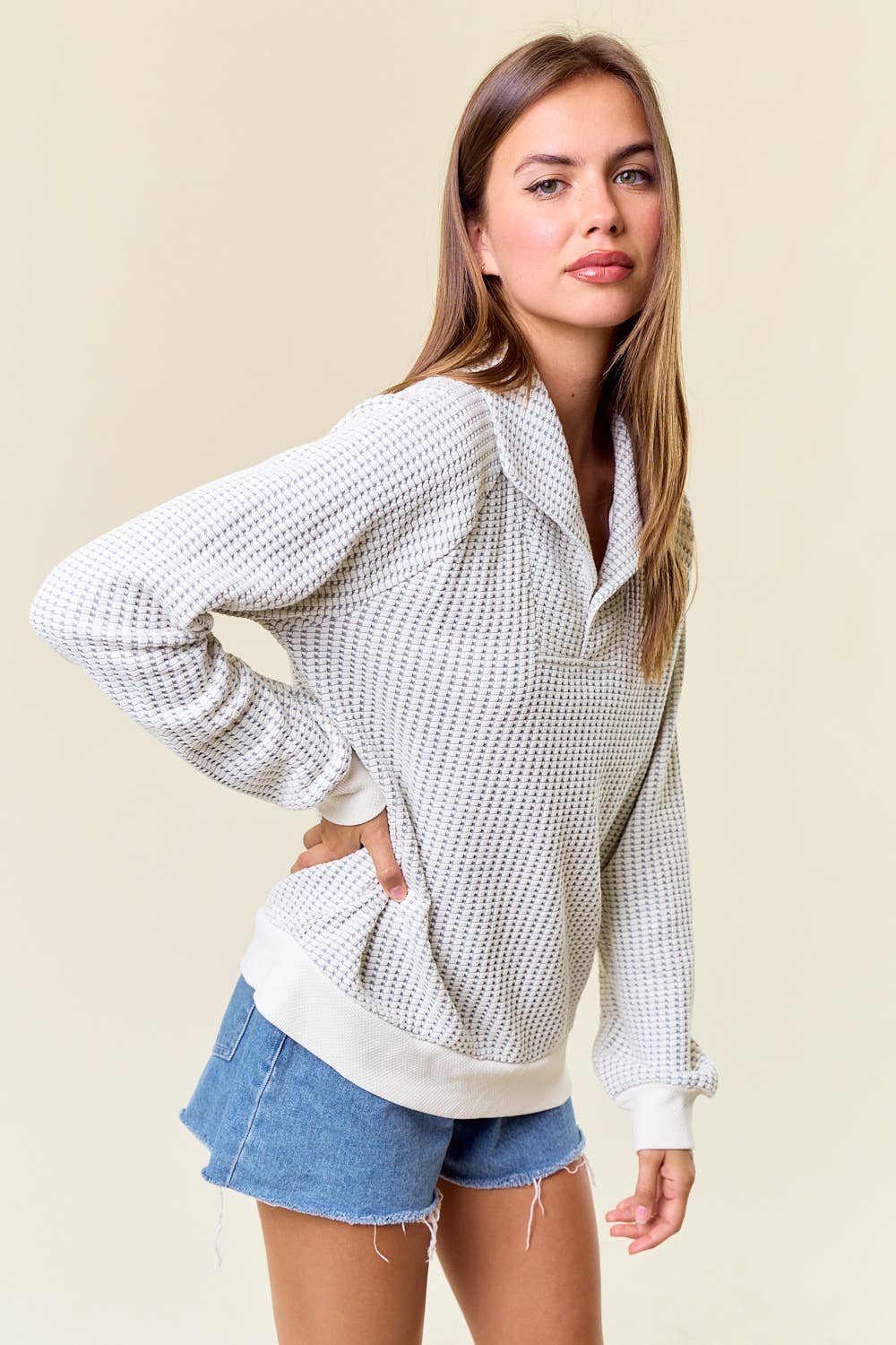 Collared Long Sleeve Sweatshirt