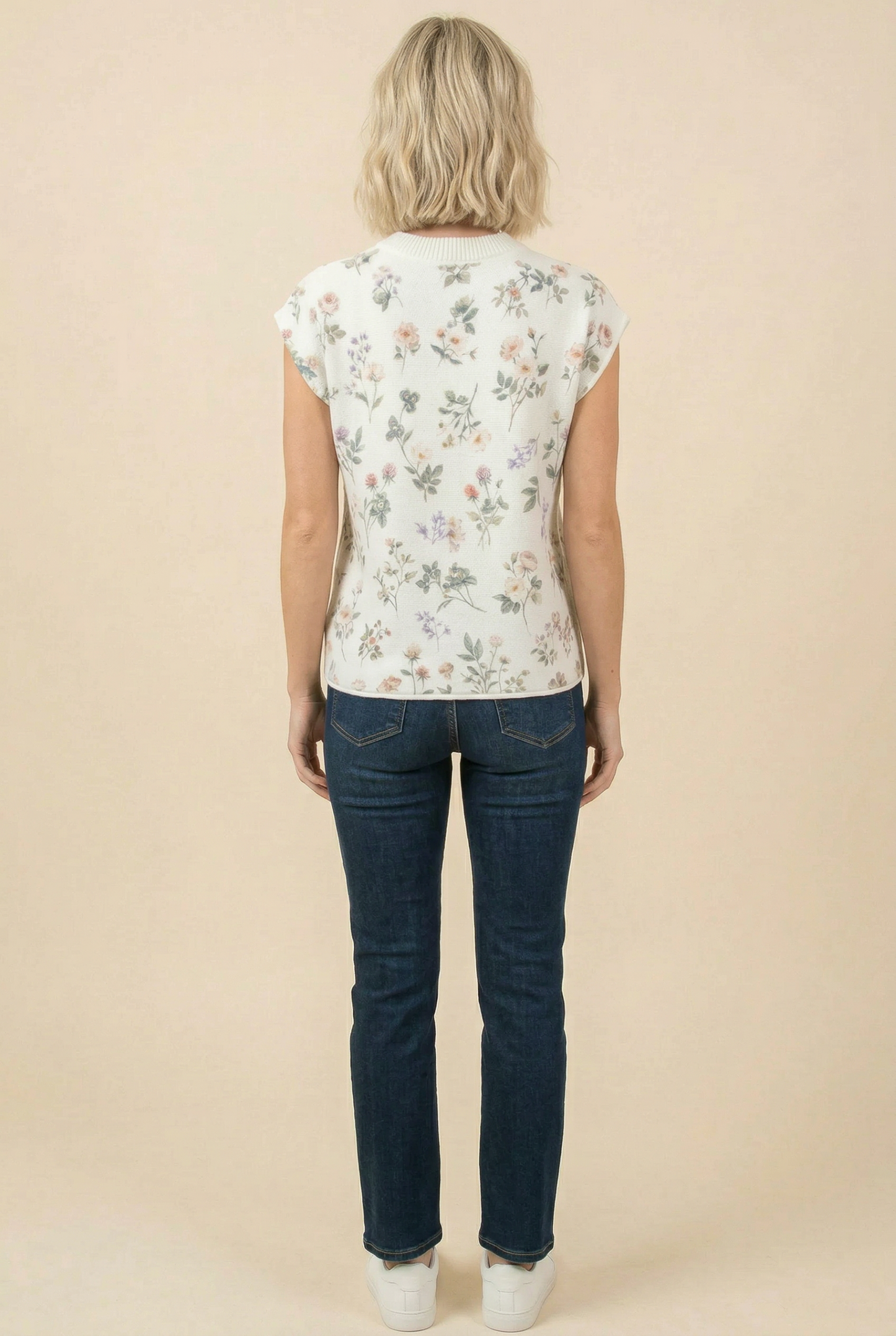 Floral Textured Sleeveless Top