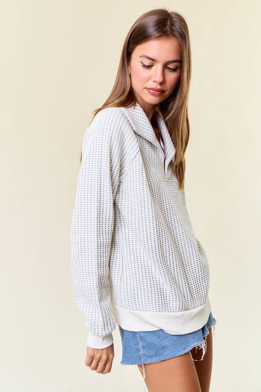 Collared Long Sleeve Sweatshirt