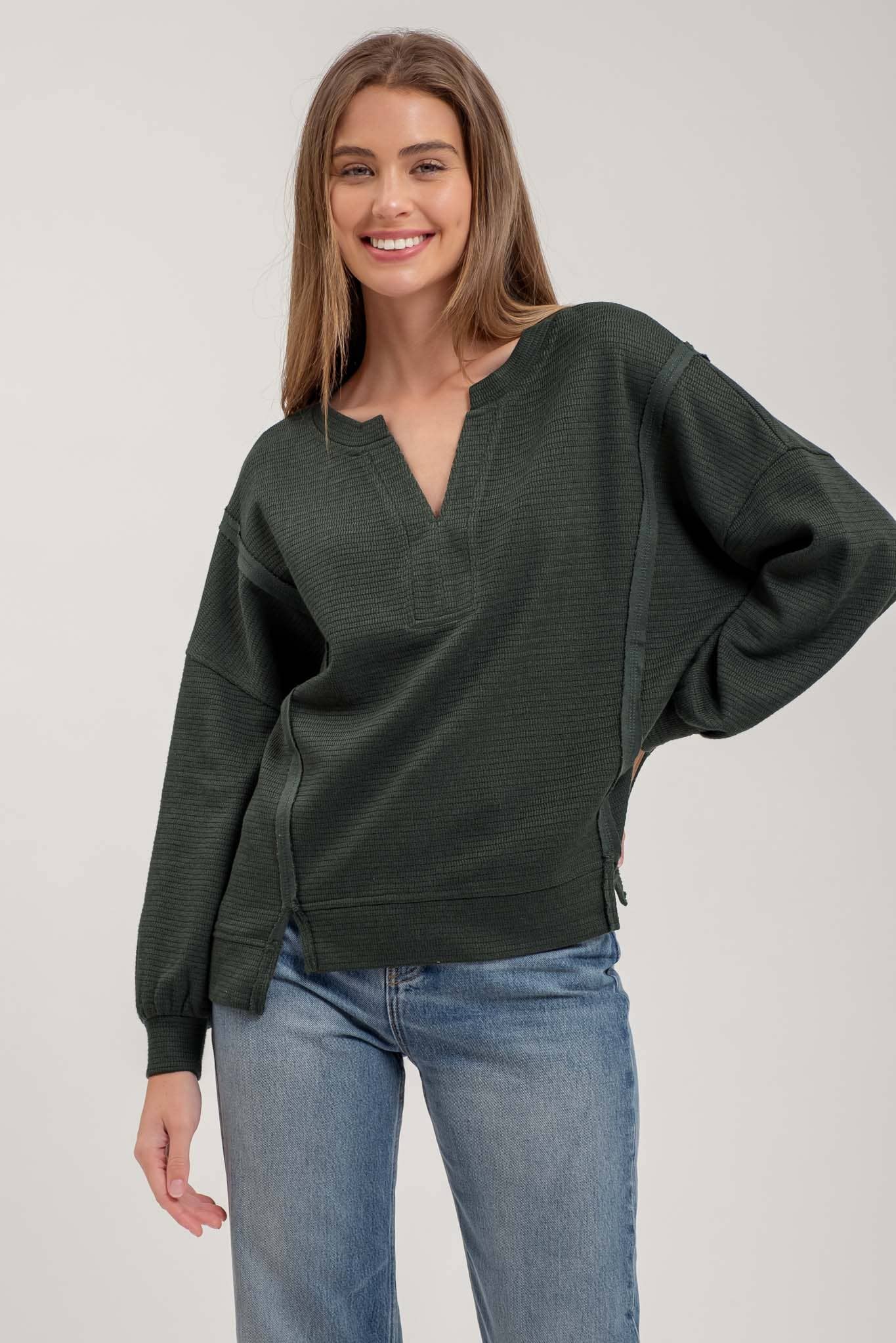 SPLIT LONG SLEEVE TOP