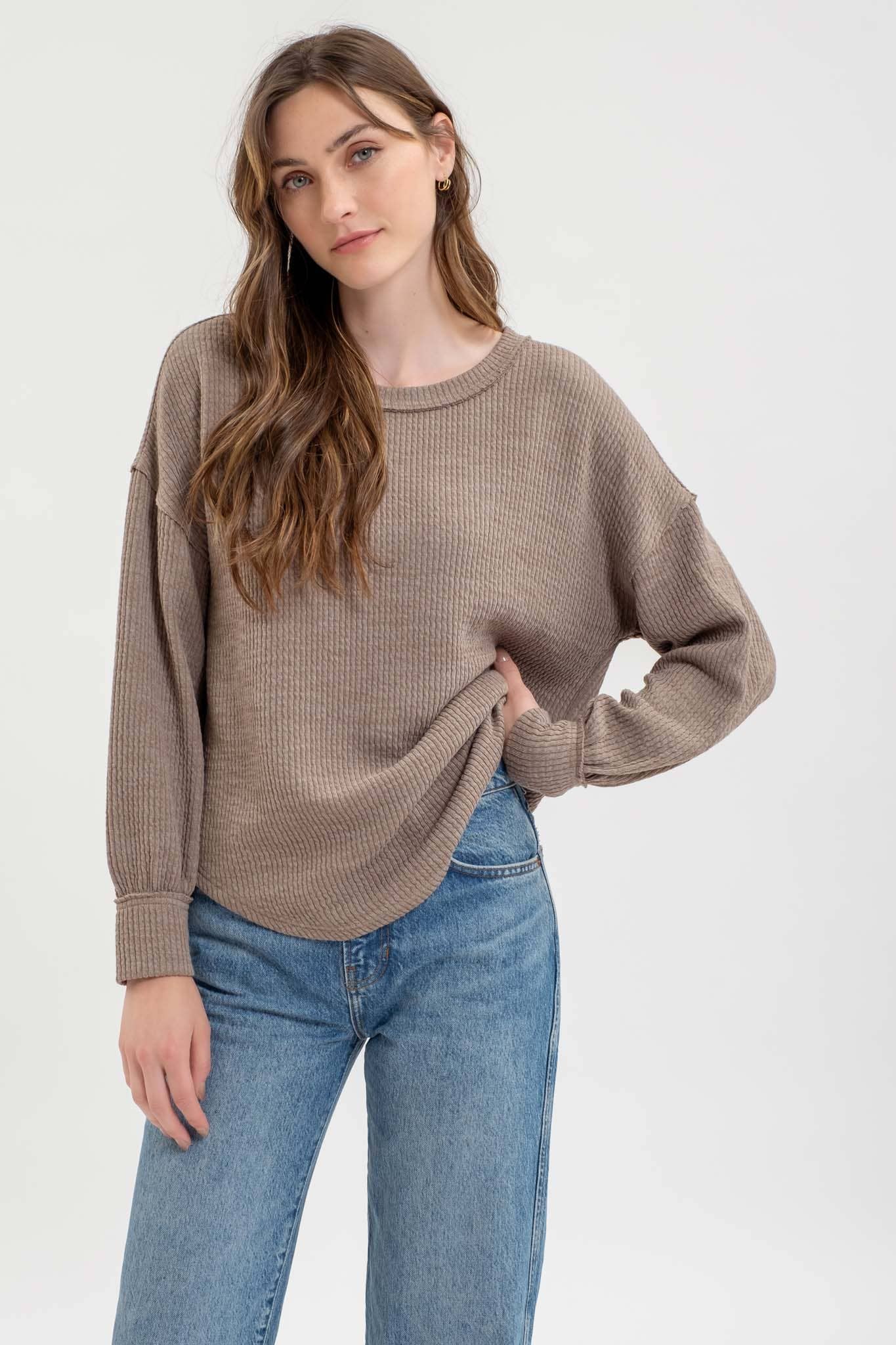 LONG SLEEVE SWEATER TOP