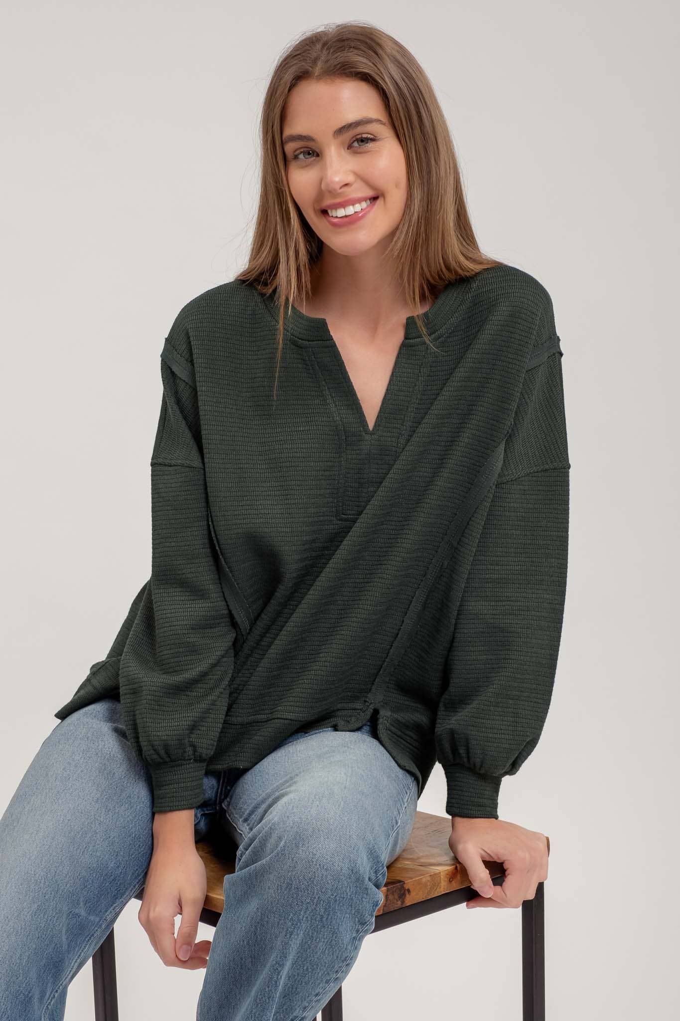 SPLIT LONG SLEEVE TOP