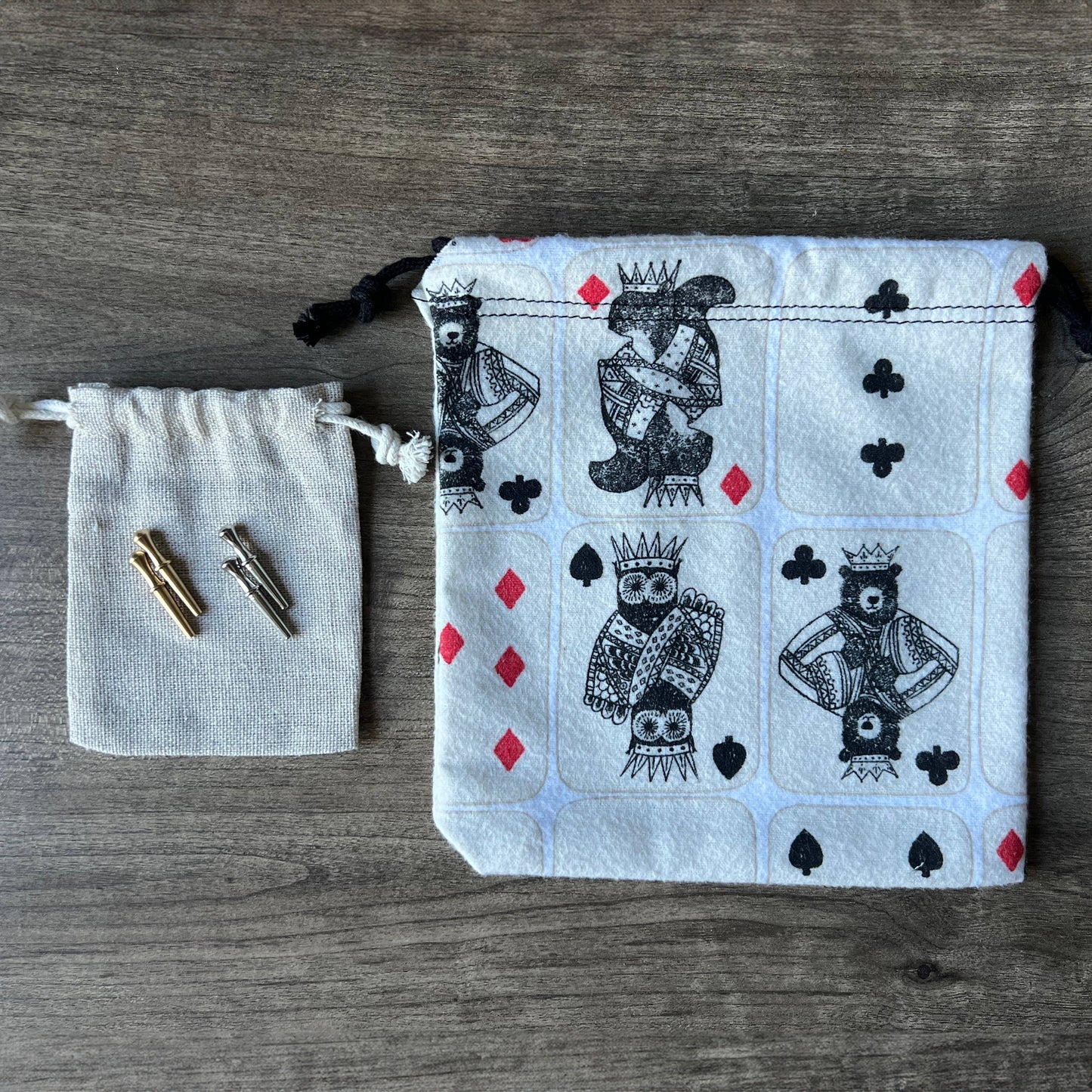 Northern Lights Cribbage Board with Drawstring Bag