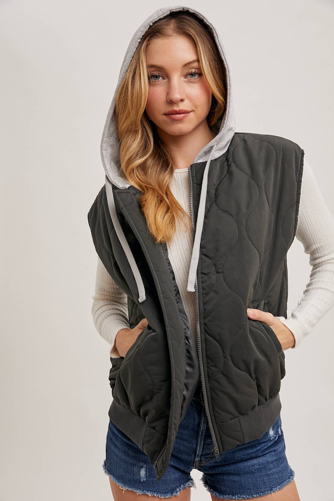ZIPPER FRONT QUILTED PUFFER VEST CONTRAST HOODIE