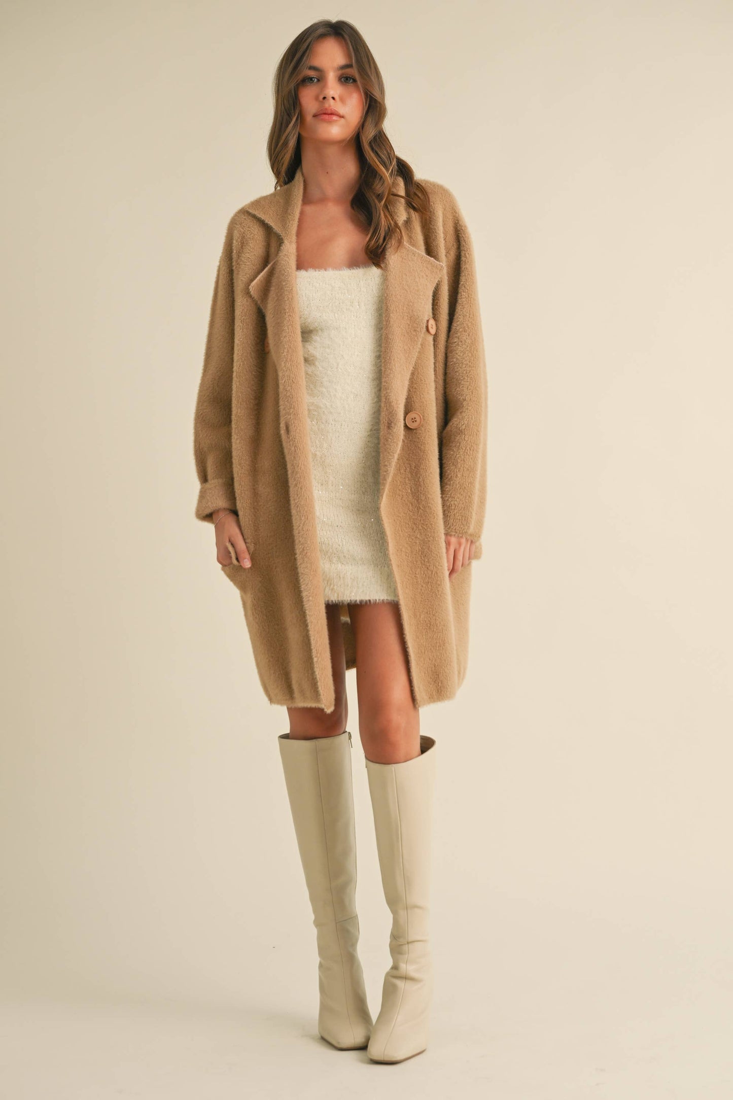 IJ1532 FUZZY SOFT POCKETED COAT JACKET