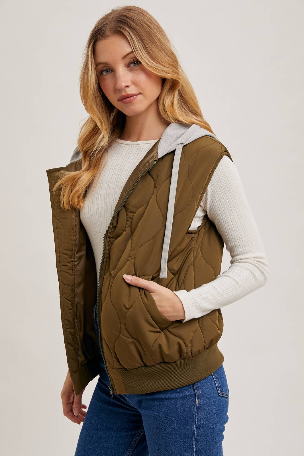 ZIPPER FRONT QUILTED PUFFER VEST CONTRAST HOODIE