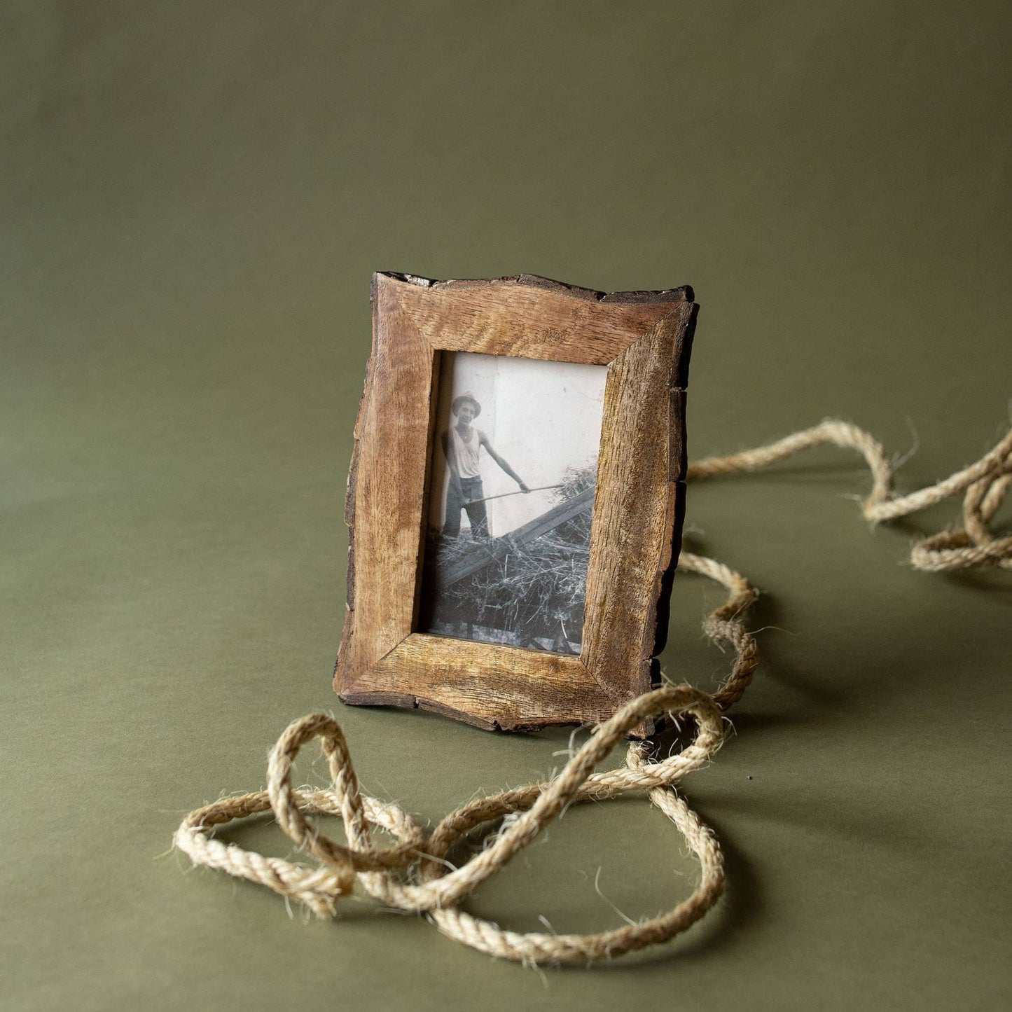 Rustic Live Edge 4x6 Picture Frame