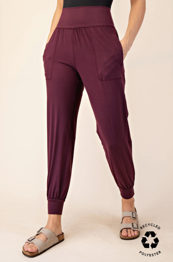 Butter Soft Joggers With Pockets