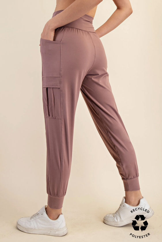 Butter Jogger With Side Pockets