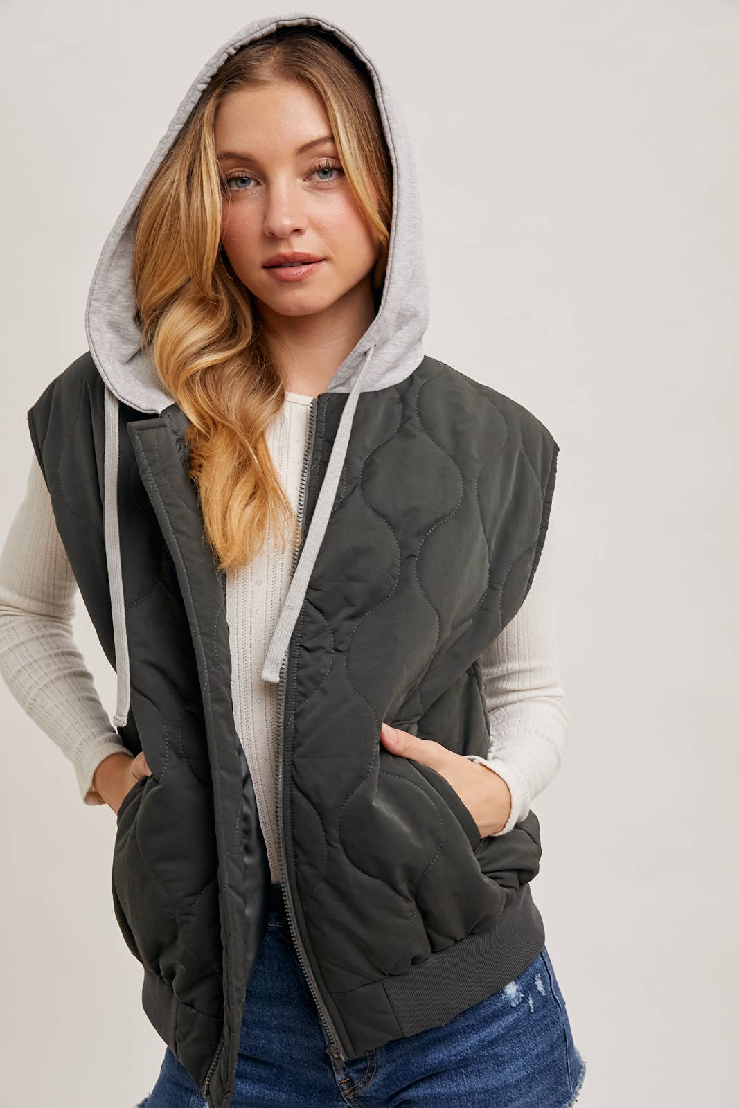 ZIPPER FRONT QUILTED PUFFER VEST CONTRAST HOODIE