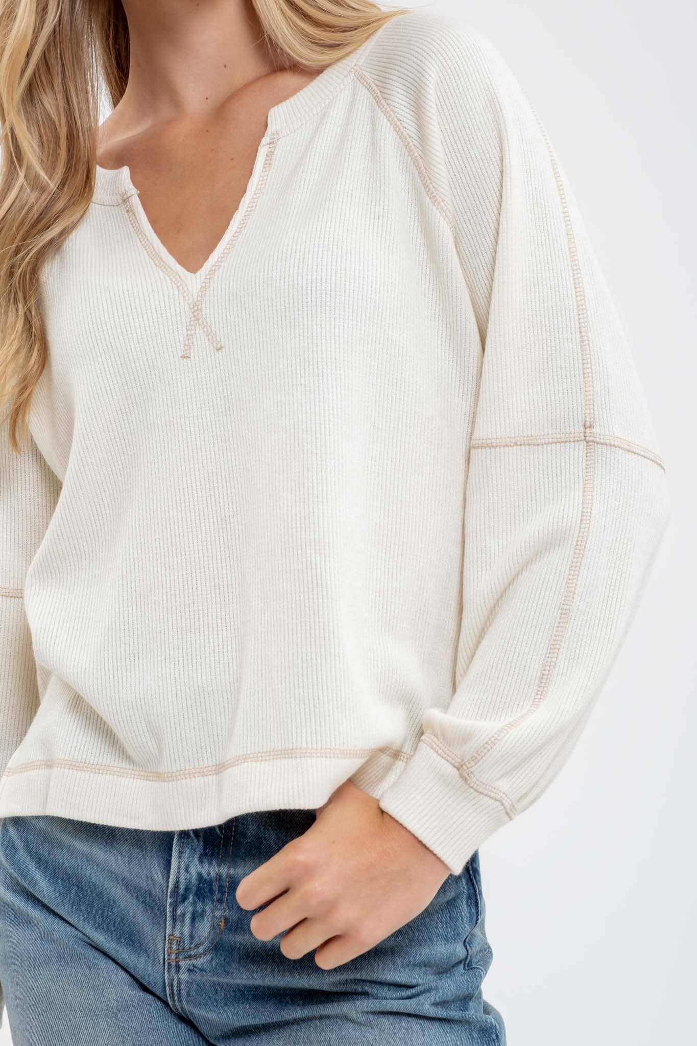 SPLIT LONG SLEEVE TOP: CREAM