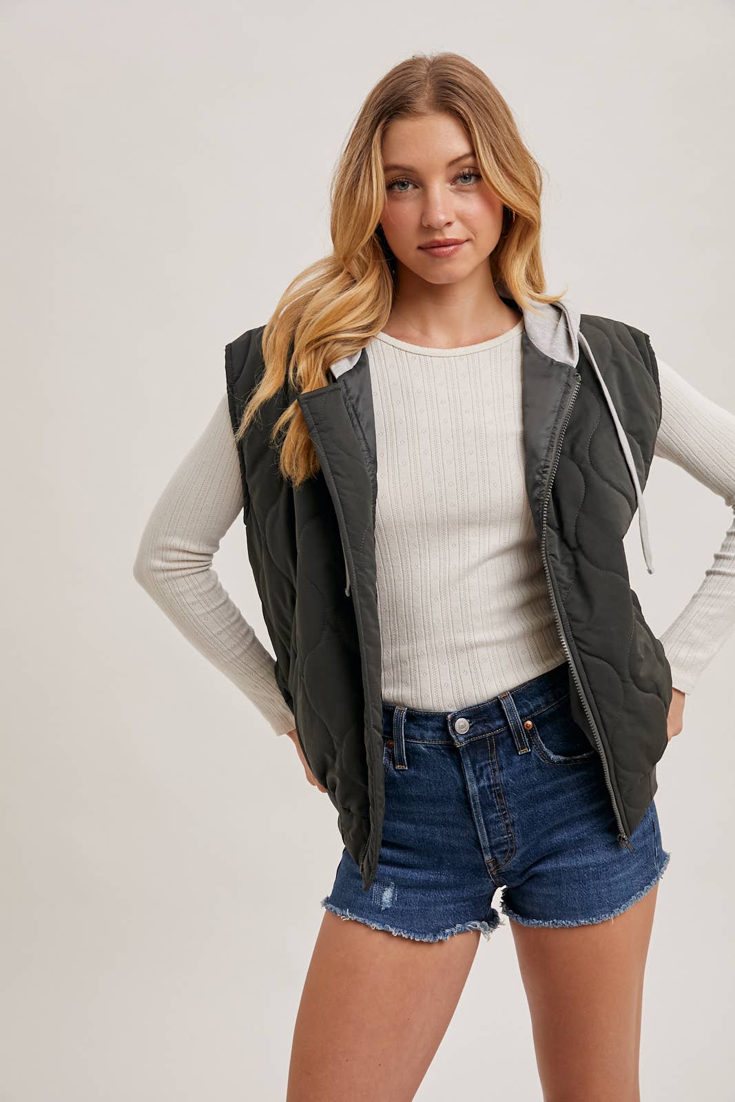 ZIPPER FRONT QUILTED PUFFER VEST CONTRAST HOODIE