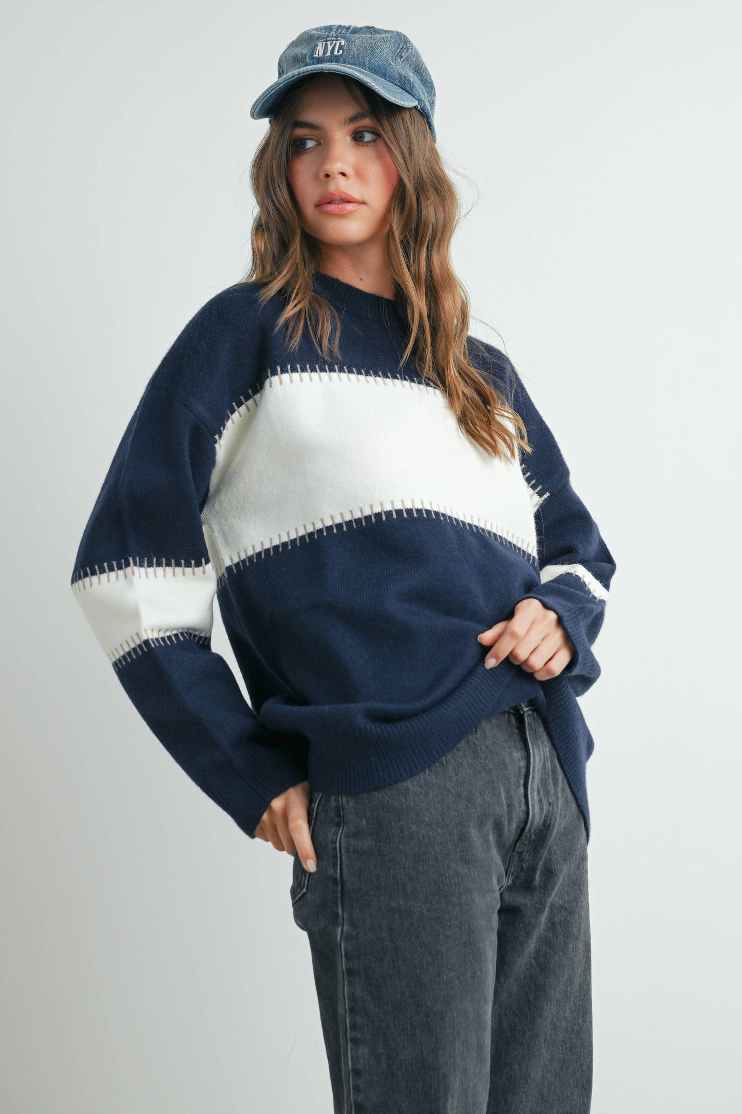 BLOCK STRIPED CREW NECK SWEATER