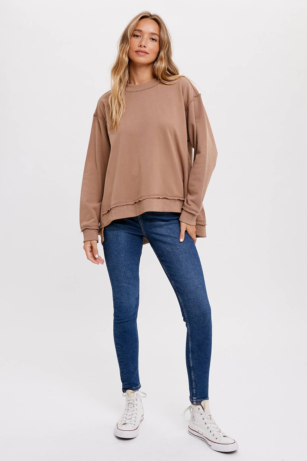 CREWNECK OVERSIZED SWEATSHIRT