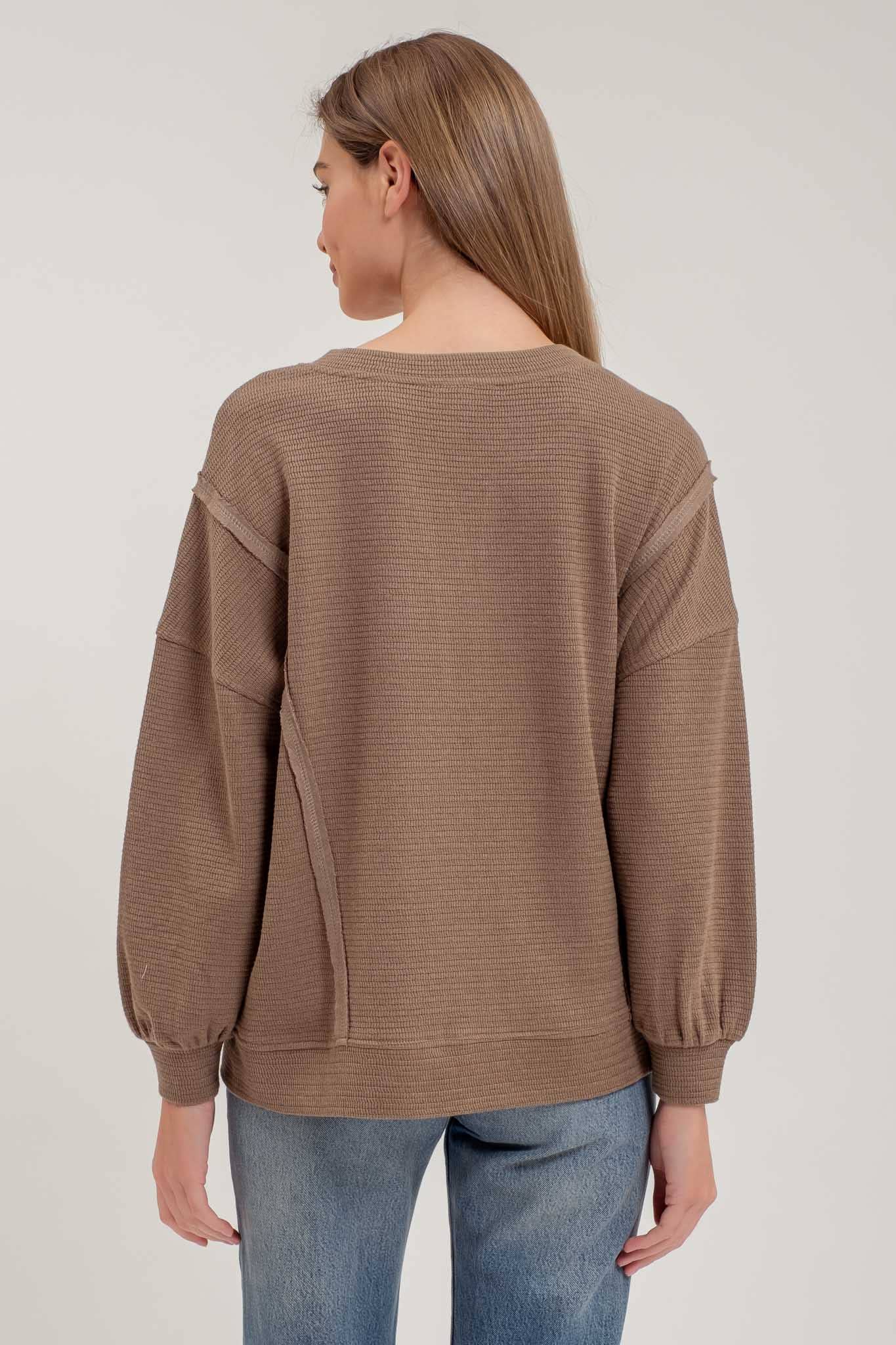 SPLIT LONG SLEEVE TOP