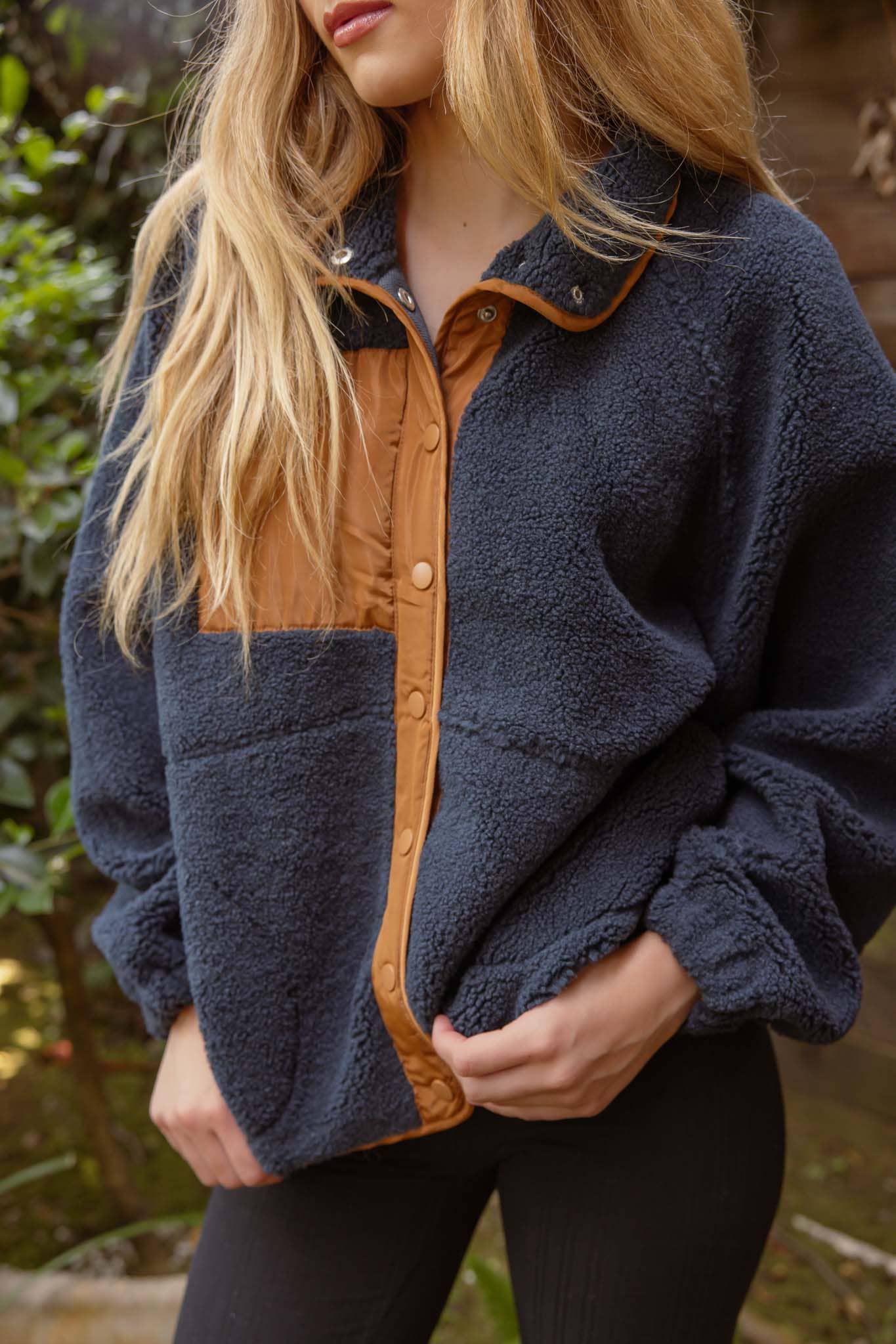 SNAP BUTTON DOWN FLEECE