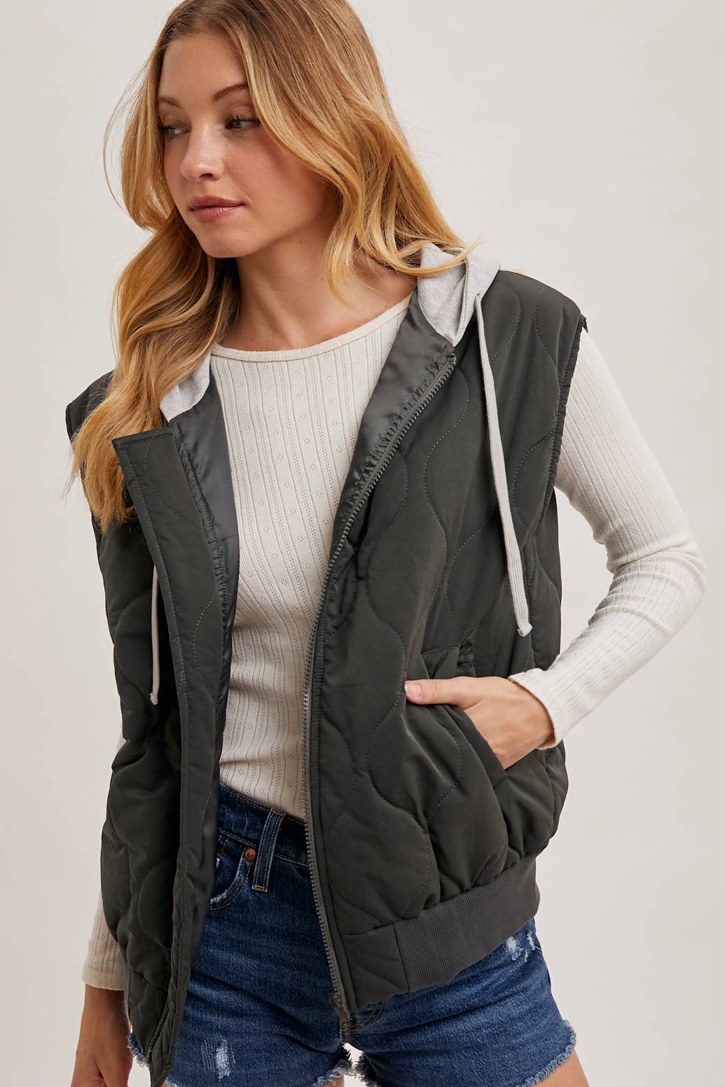 ZIPPER FRONT QUILTED PUFFER VEST CONTRAST HOODIE