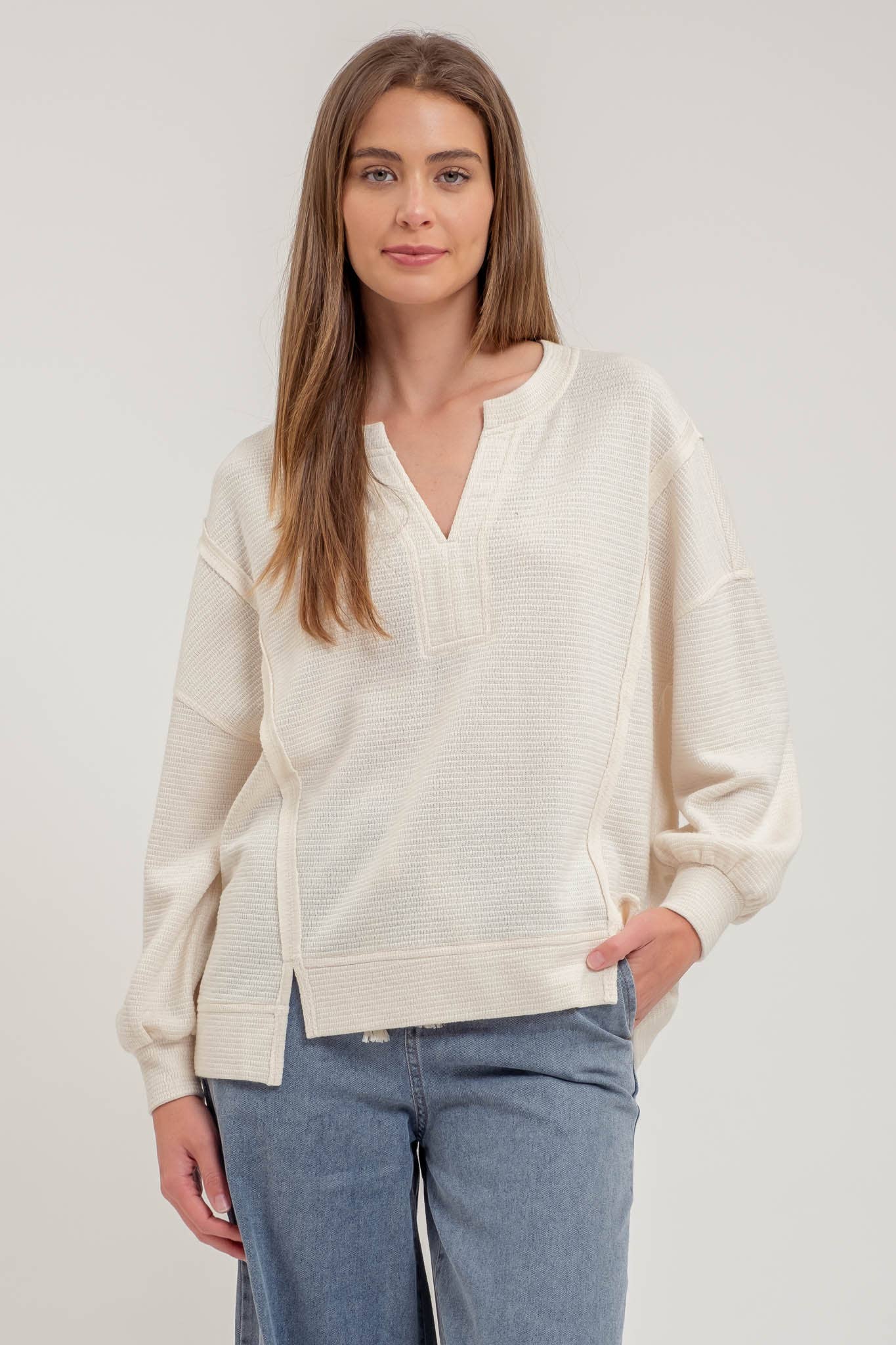 SPLIT LONG SLEEVE TOP