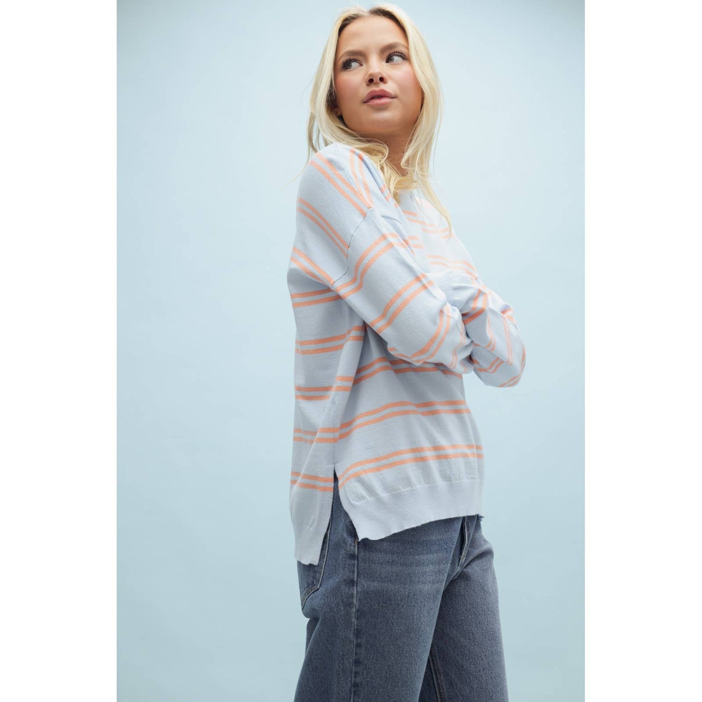 STRIPED LIGHTWEIGHT SWEATER / WL24-9757