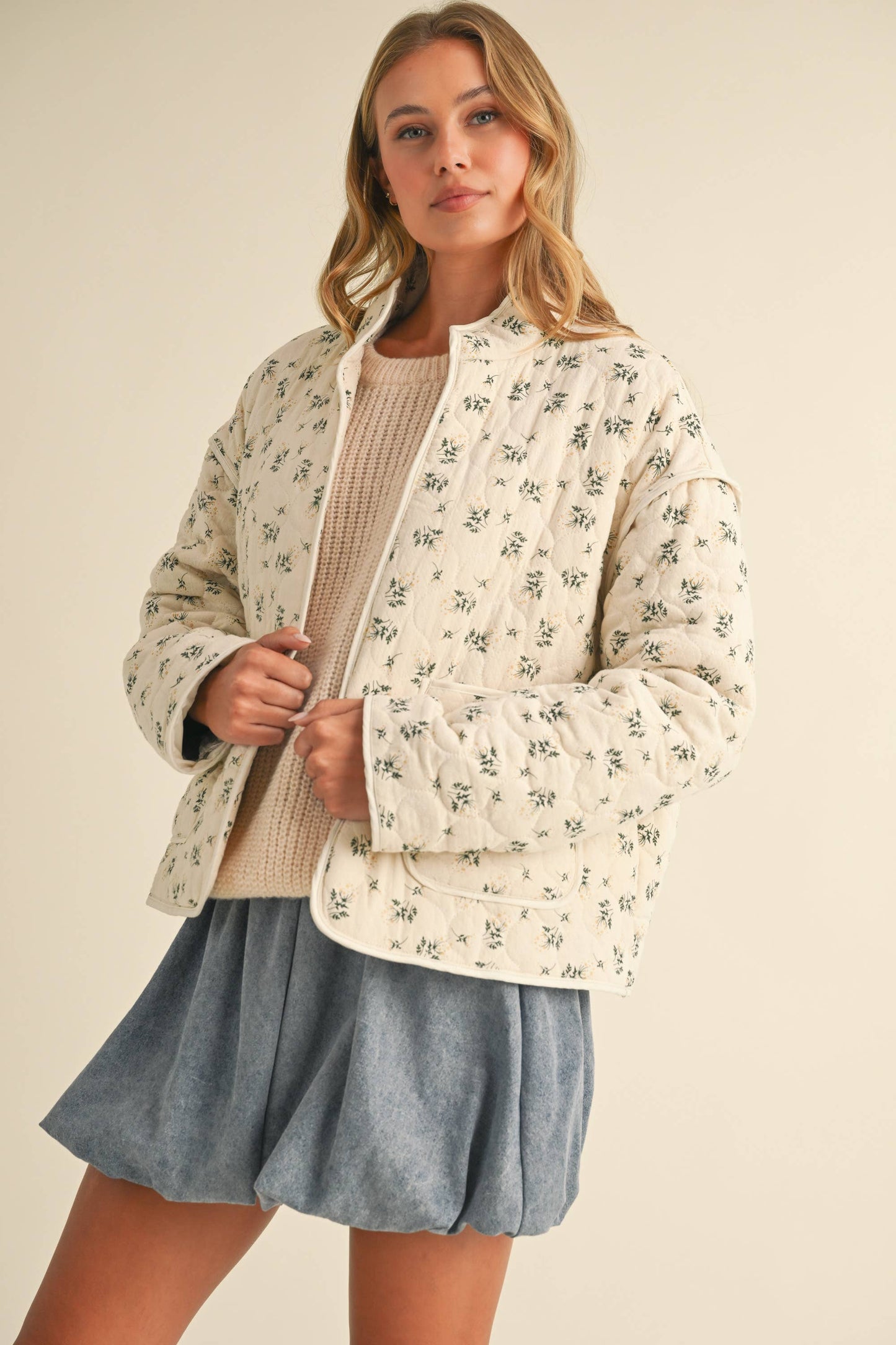 IJ1539 DITSY FLORAL PADDED QUILTED OPEN FRONT JACKET