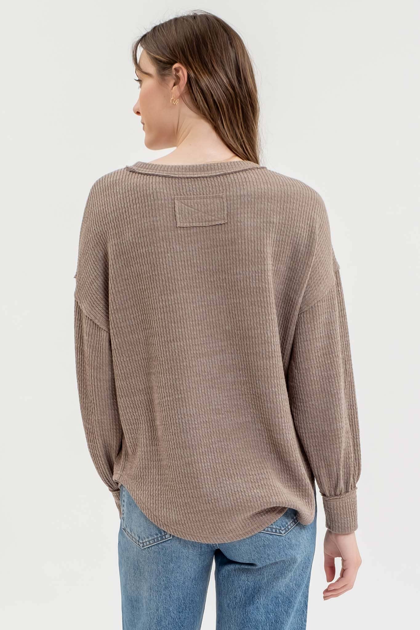 LONG SLEEVE SWEATER TOP