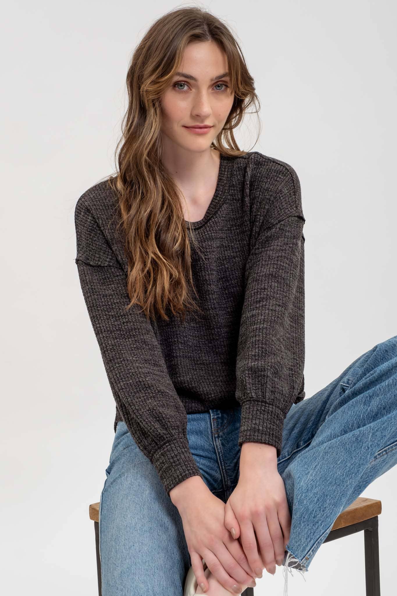 LONG SLEEVE SWEATER TOP